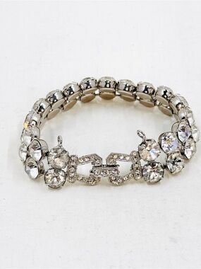 Weiss Vintage Silver-Tone Clear Rhinestone Link Bracelet W/Fold Over Clasp 7”